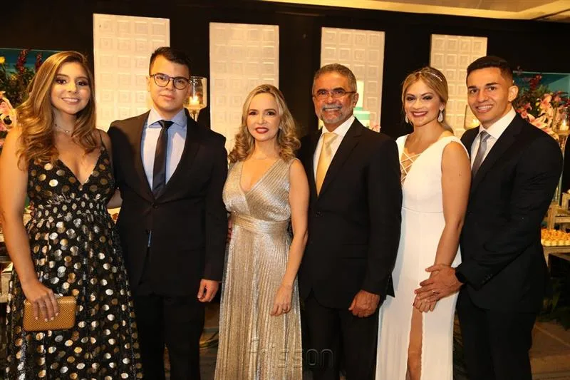 Alice Albano, Breno,Lara Maia, Francimauro Ribeiro, Mariana Vasconcelos e Erico Ribeiro