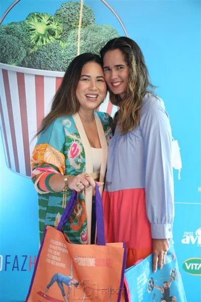 Carol Yamazaki e Gisele Sá