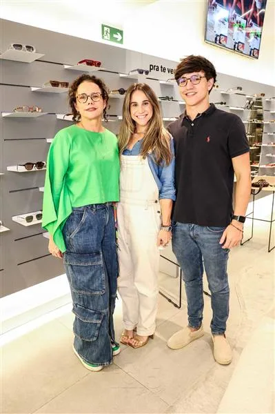 Cristiane Cavalcante, Roberta Fernandes e Vitor Cavalcante