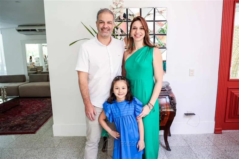 Aderaldo Soares, Mirela e Maria Braide