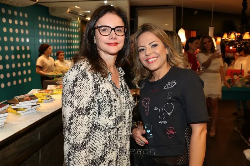 Cristiane Araújo e Cintia Gomes