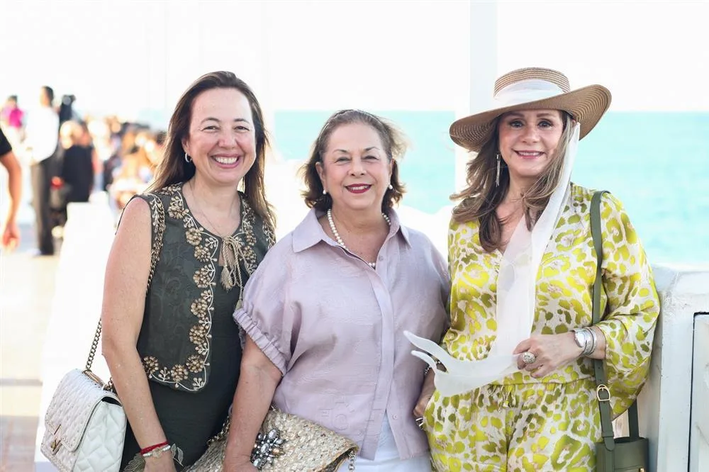Adriana Ximenes, Júlia e Sarah Philomeno