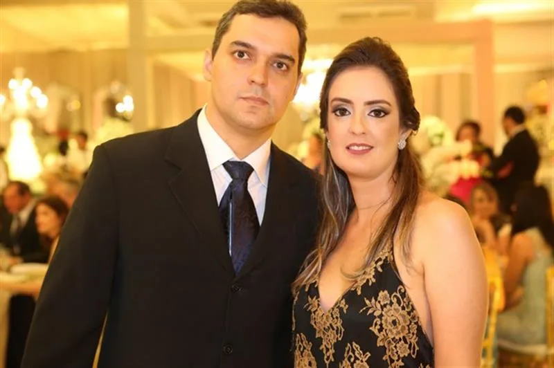 Almiro Junior e Tatiane Loiola