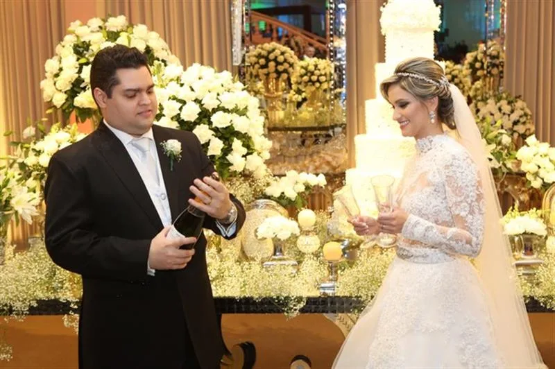 Brinde Lílyan Jordão e Ismar Vilanova