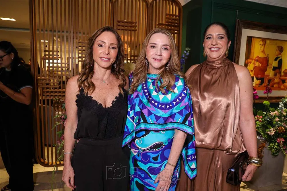 Ana Paula Melo, Sandra Fujita e Elisa Oliveira