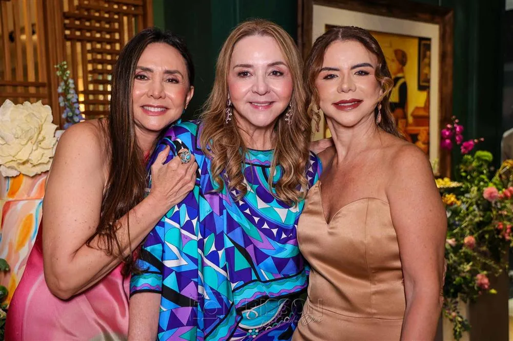 Ana, Sandra e Claudia Fujita