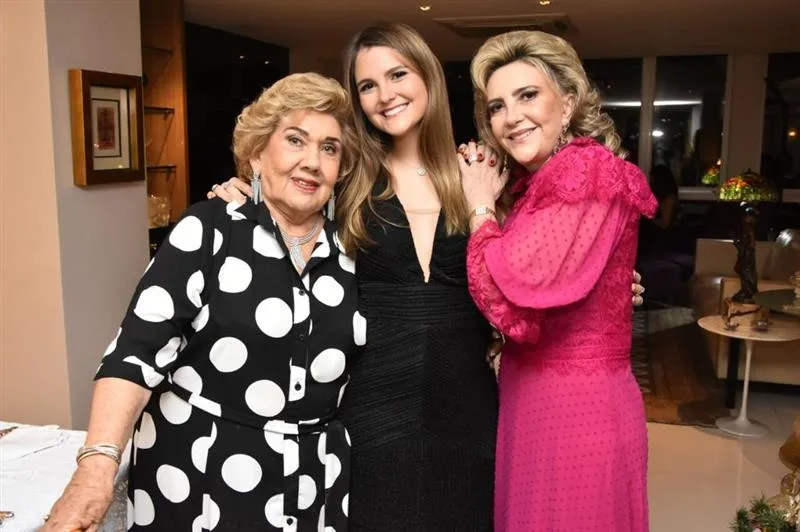 Consuelo Dias Branco, Gabriela e Graça