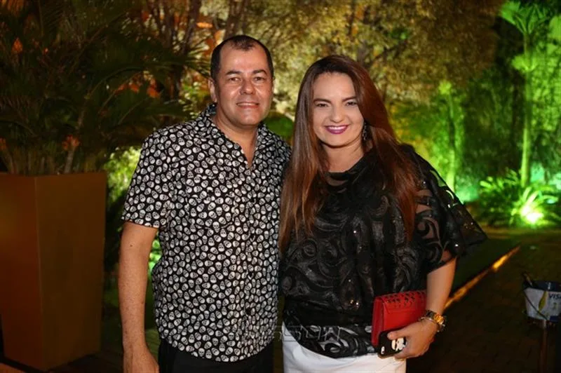 Gilvan Magno e Gigi Passos