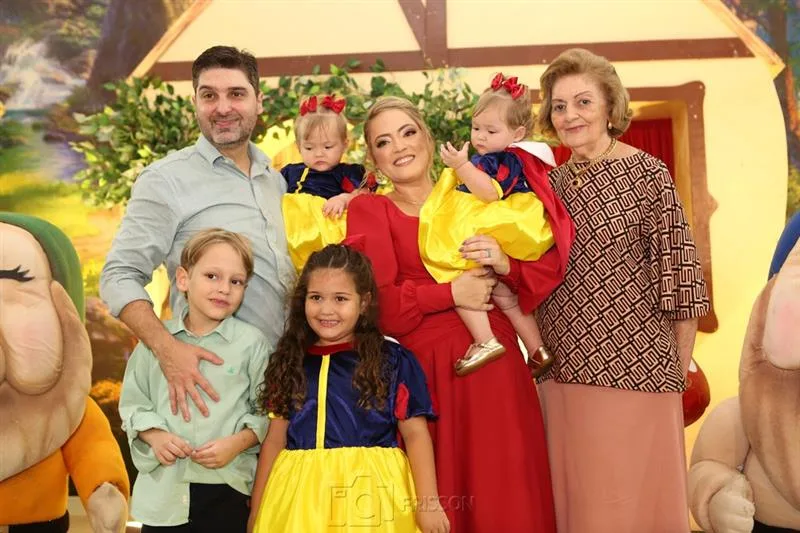 Aniversário Nicole e Sofia Maia