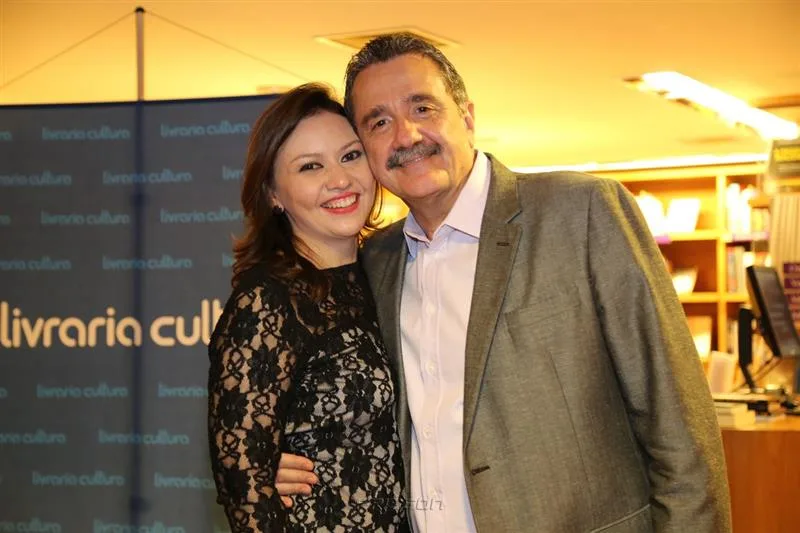 Ana Karine Moreira e Bismarck Maia