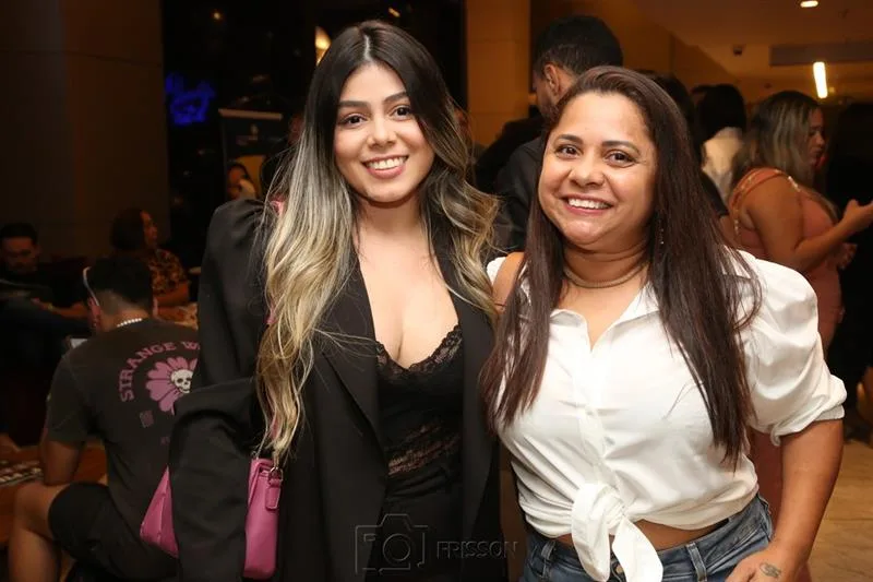 Carol Oliveira e Cinthia Leocadio