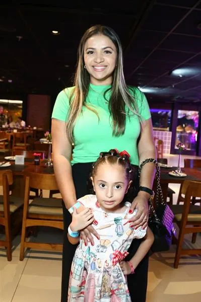 Amanda Couto e Letícia Montezuma