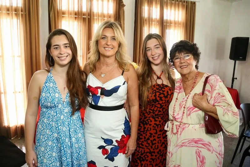 Aniversário de Monique Barreira