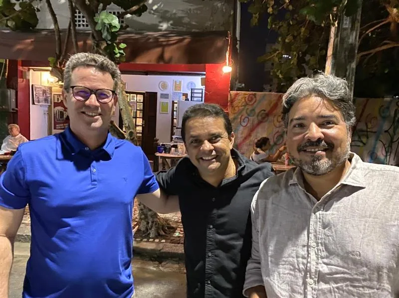 Nestor Santiago, Germano Albuquerque e Leandro Vasques