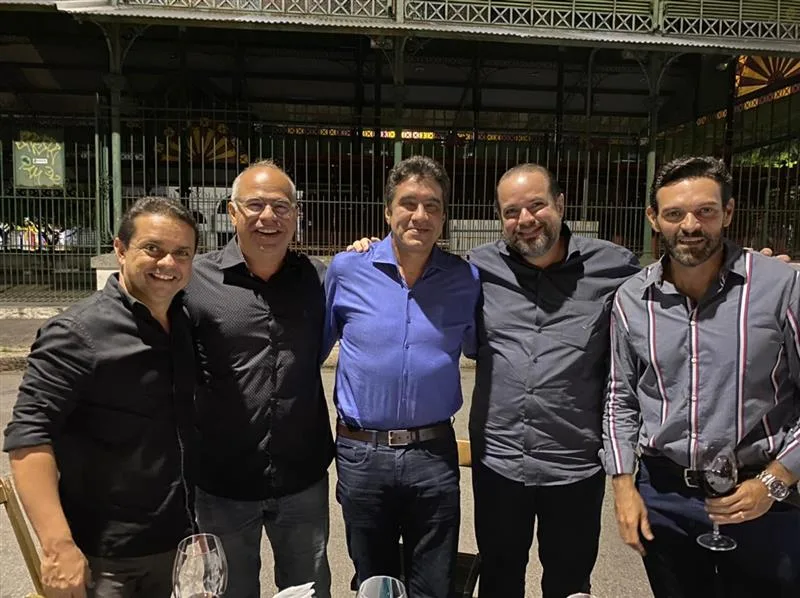 Germano Albuquerque, Márcio Menezes, Paulo Teixeira, Manuel Fontenele e Clóvis Holanda