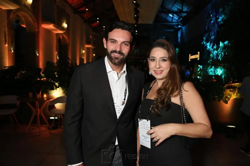 Clovis e Anelise Holanda