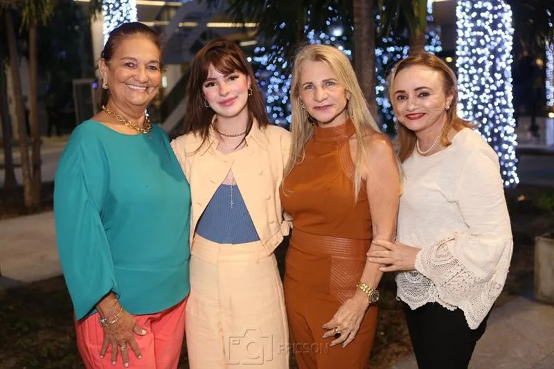 Luzimeire Jordão, Maria, Rosângela Dias e Eliane Novaes