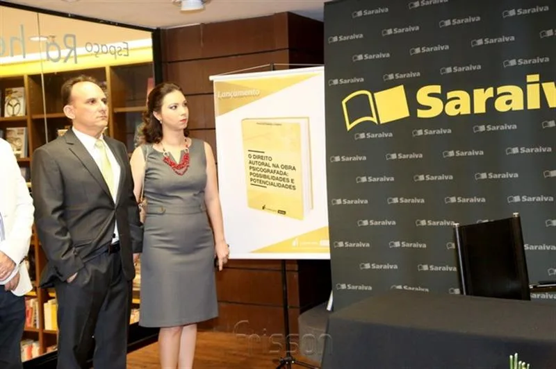 Narcélio Ribeiro e Valéria Lopes