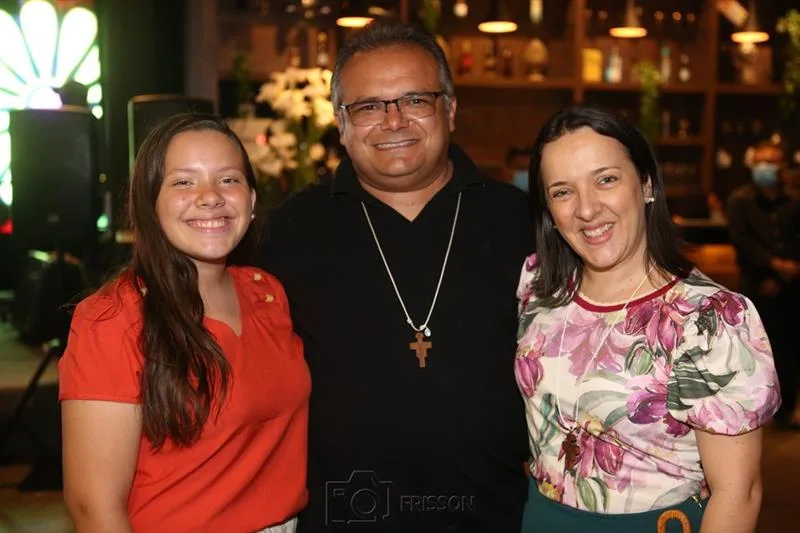Ana Clara, Roberio e Valeria Marques