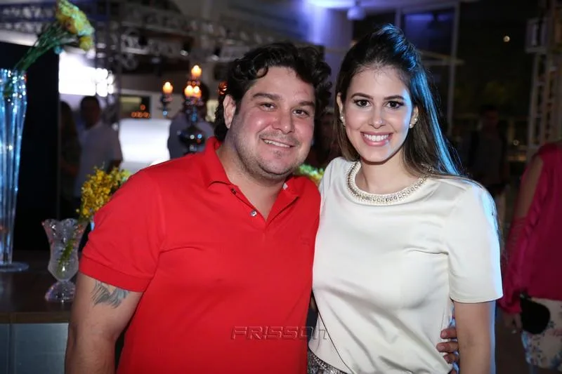 Adriano Rabelo e Jéssica Gomes