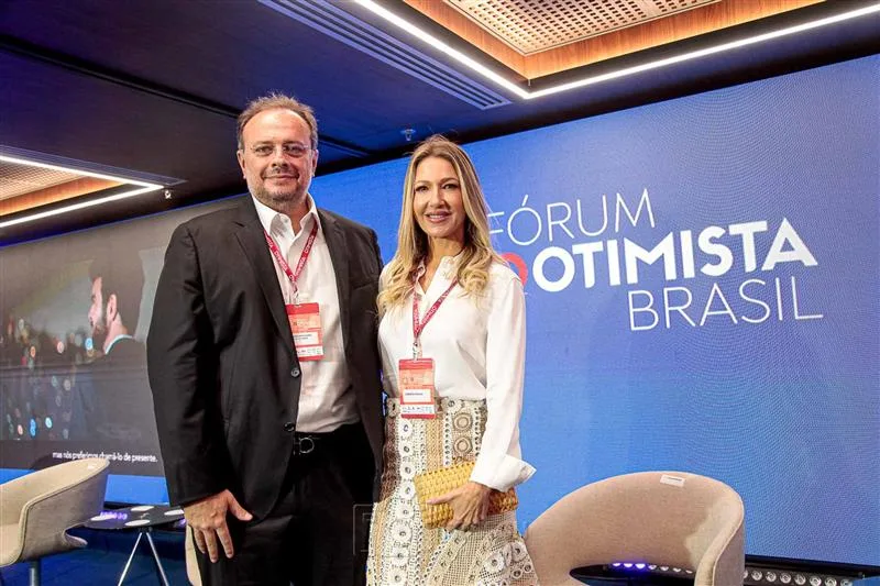 Adriano Nogueira e Carmen Rangel