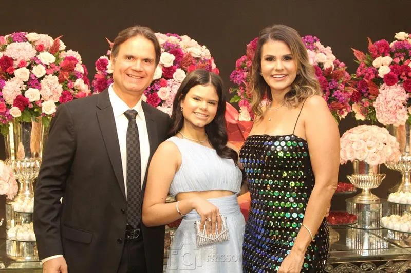André Bastos, Rebeca e Carina Moreira