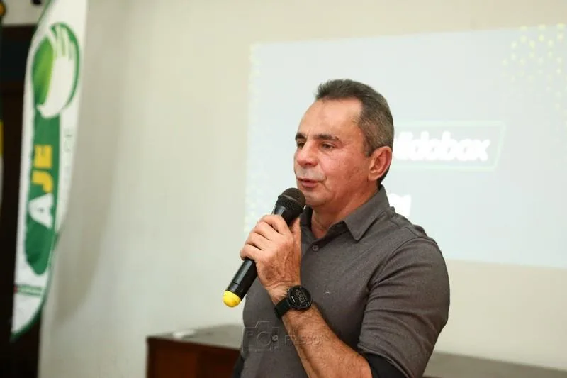 Nidovando Pinheiro