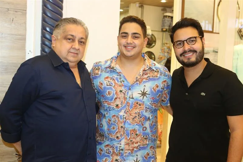 Adriano, Rafael Pinto e Vinicius Machado