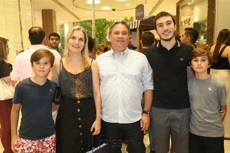 Arthur, Alessandra, Daniel, Andre e Davi Moura