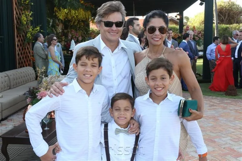 Artur, Danielle, Davi, Levy e Vitor Albuquerque