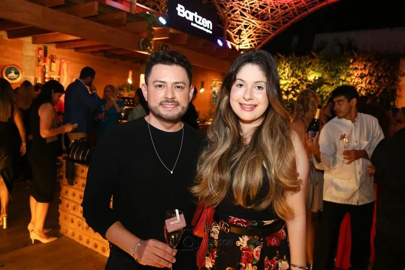 Alessandro Maia e Danielle Holanda