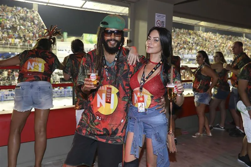 Diana Bouth e Batore
