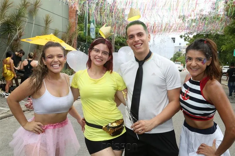 Bárbara Fernandes, Jéssica, Vitor Fontenele e Priscila Farias