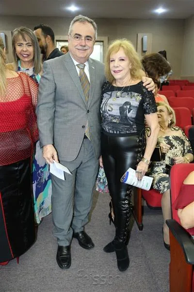 Assis Cavalcante e Moema Guilhon