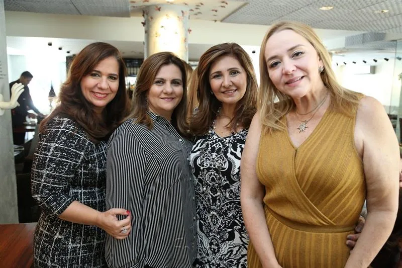 Martinha Assunção, Najla Corrêa, Simone Jereissati e Sandra Fujita