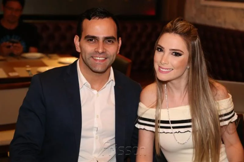 Erick Guanabara e Mirela Moreira