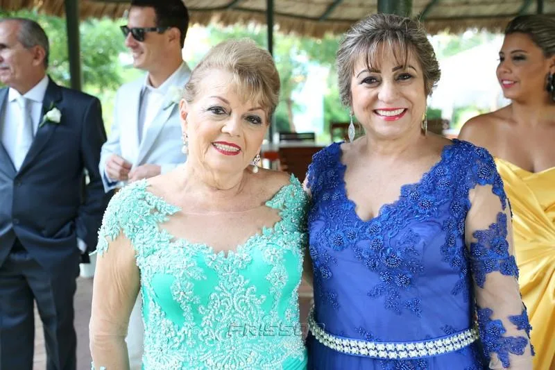 Auxiliadora e Lucrécia Araújo