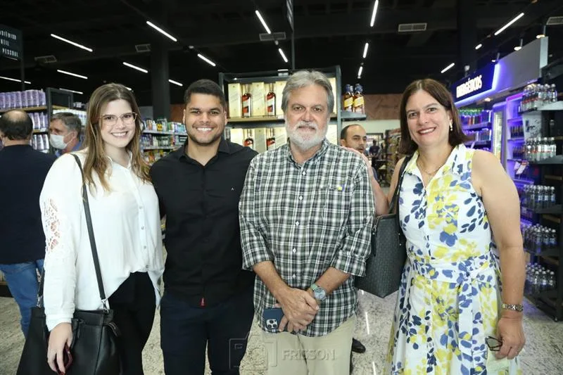 Ana Maria Bezerra, Mauricio, Paulo Miranda e Luciana Bezerra