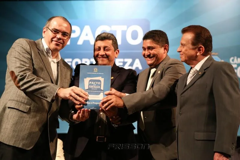 Entrega do Pacto