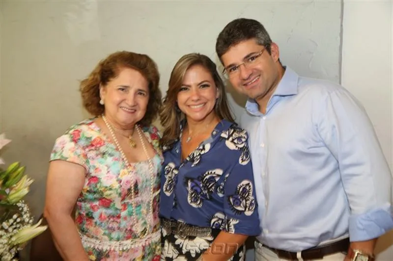 Auricélia, Vanessa e Mário Queirós