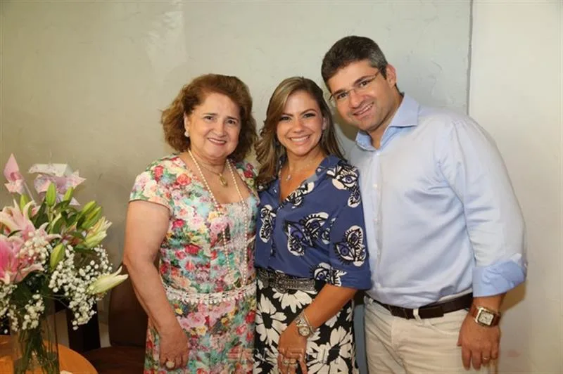 Auricélia, Vanessa e Mário Queirós