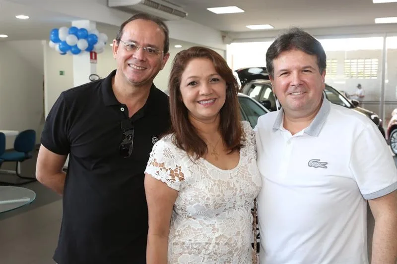 César, Adriana Teixeira e Lelton Júnior