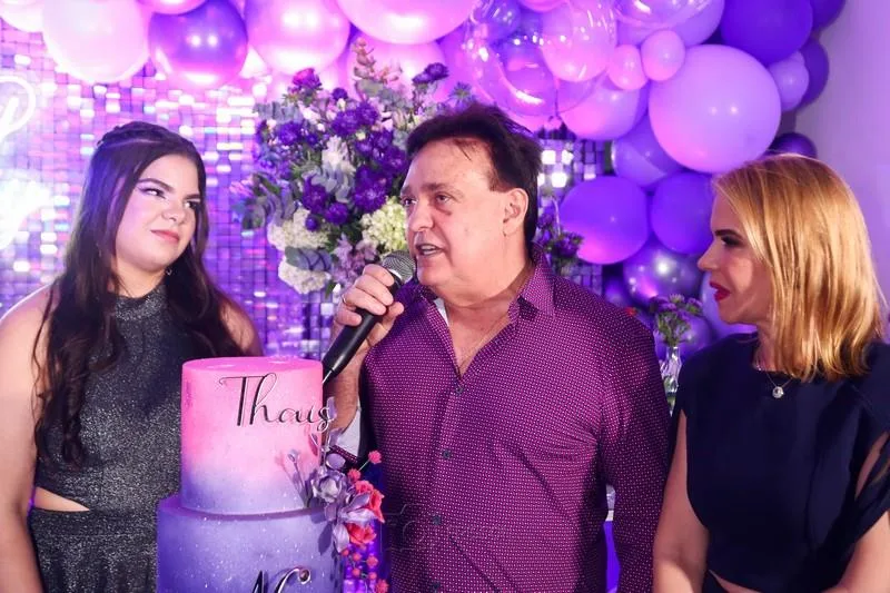 Aniversário de Thaís Gomes