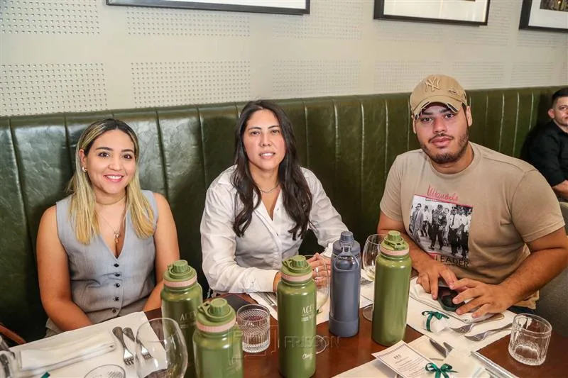 Bárbara Nogueira, Camila Matos e Lucas Arruda