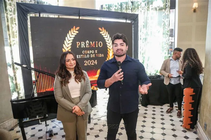 Cleane e José Fontenele
