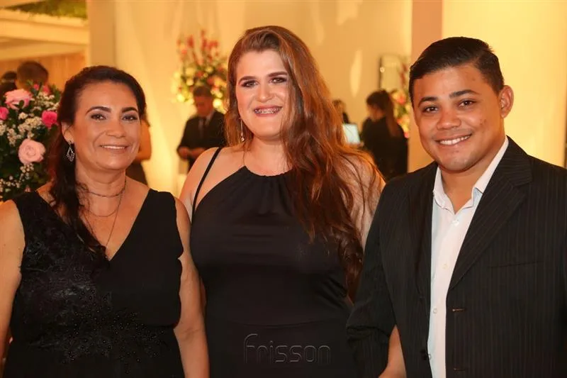 Ana Maria Assunção, Lizandra Gurgel e Thiago Silva