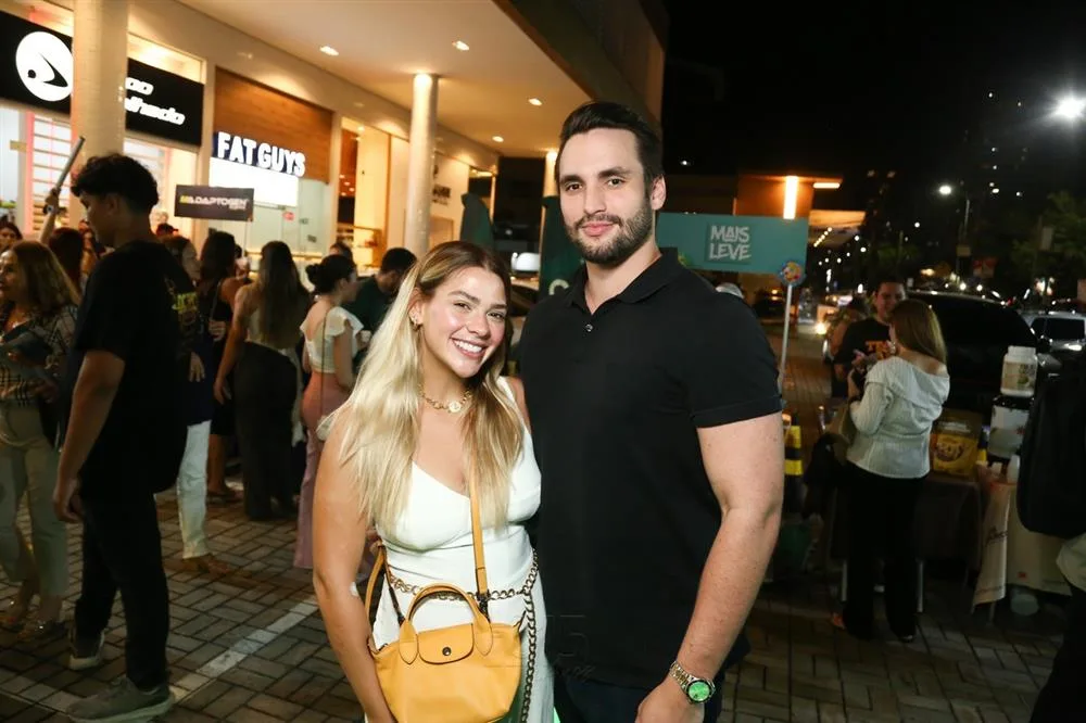 Carol Bittencourt e Matheus Pouchain