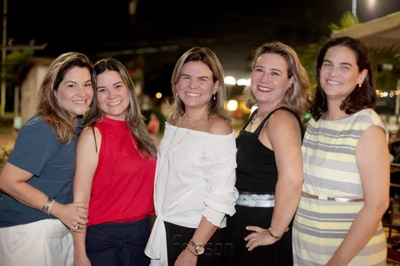 Adriana, Ticiana, Clarissa, Luciana e Cecilia Mota