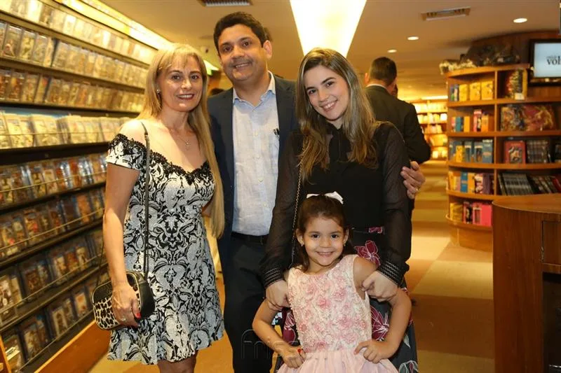 Ana Bastos, Bruno Queiroz, Maria Beatriz e Juliana Bastos