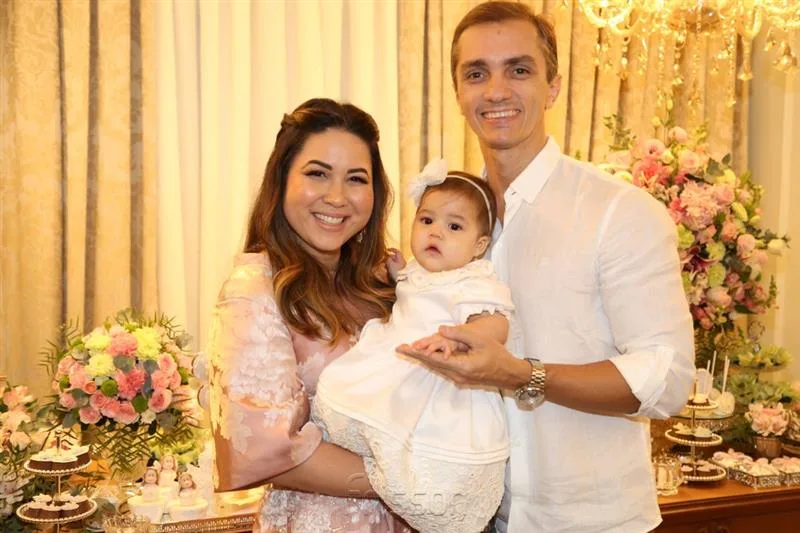 Carol Yamazaki, Maria Valentina e Marcelo Marfrutas